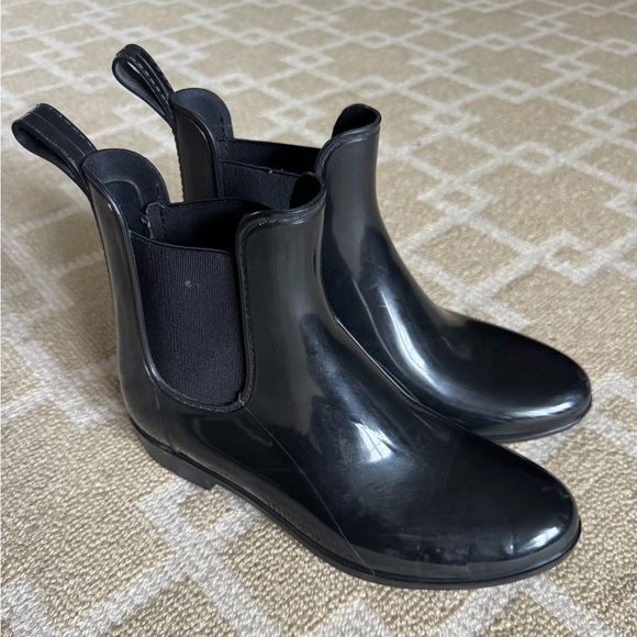 J.Crew Matte Black Chelsea Rain Boots Ankle Pull-On Rubber Booties Size 7 - Picture 11 of 11